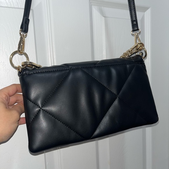 Steve Madden soft quilted clutch crossbody bag - Picture 5 of 6